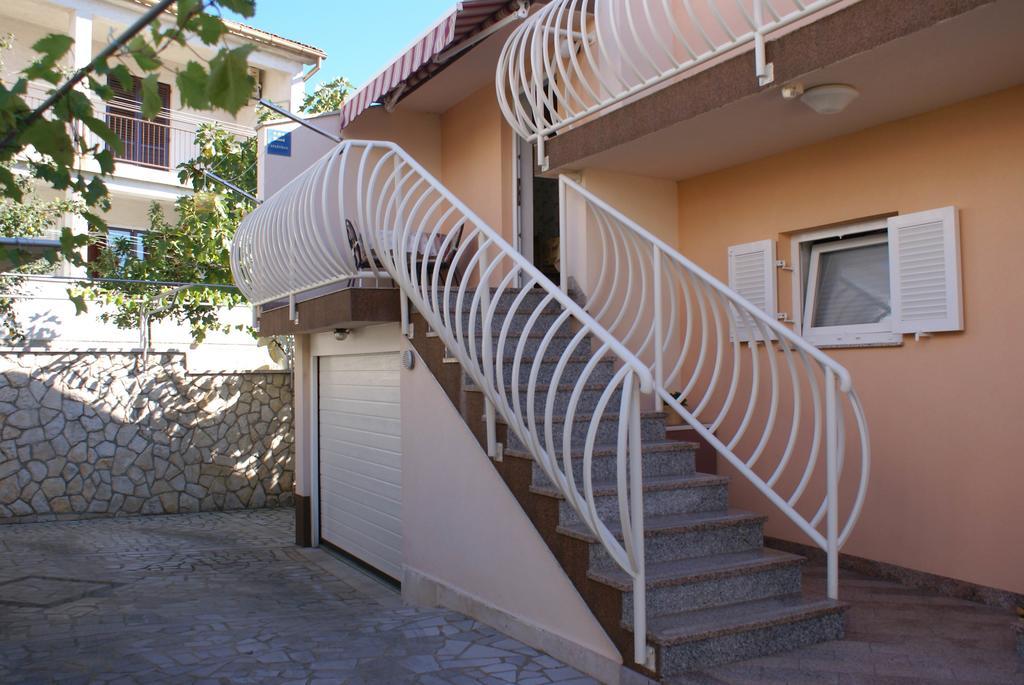 Apartment Anka D คิร์ก ภายนอก รูปภาพ